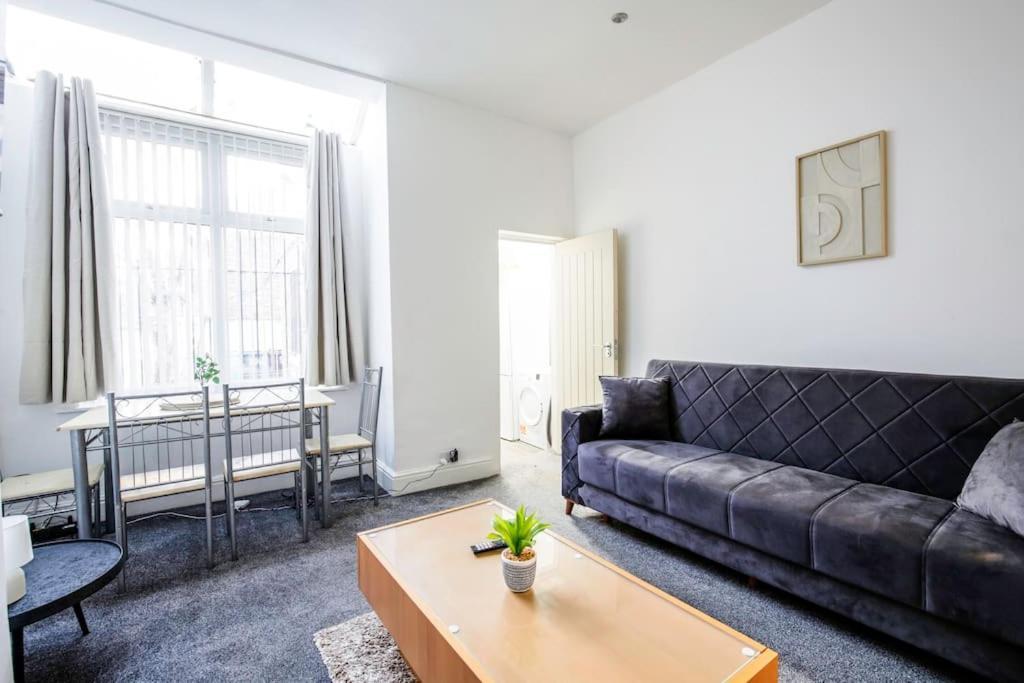 Casa vacanze 4 Bedroom House, Great Location! Manchester